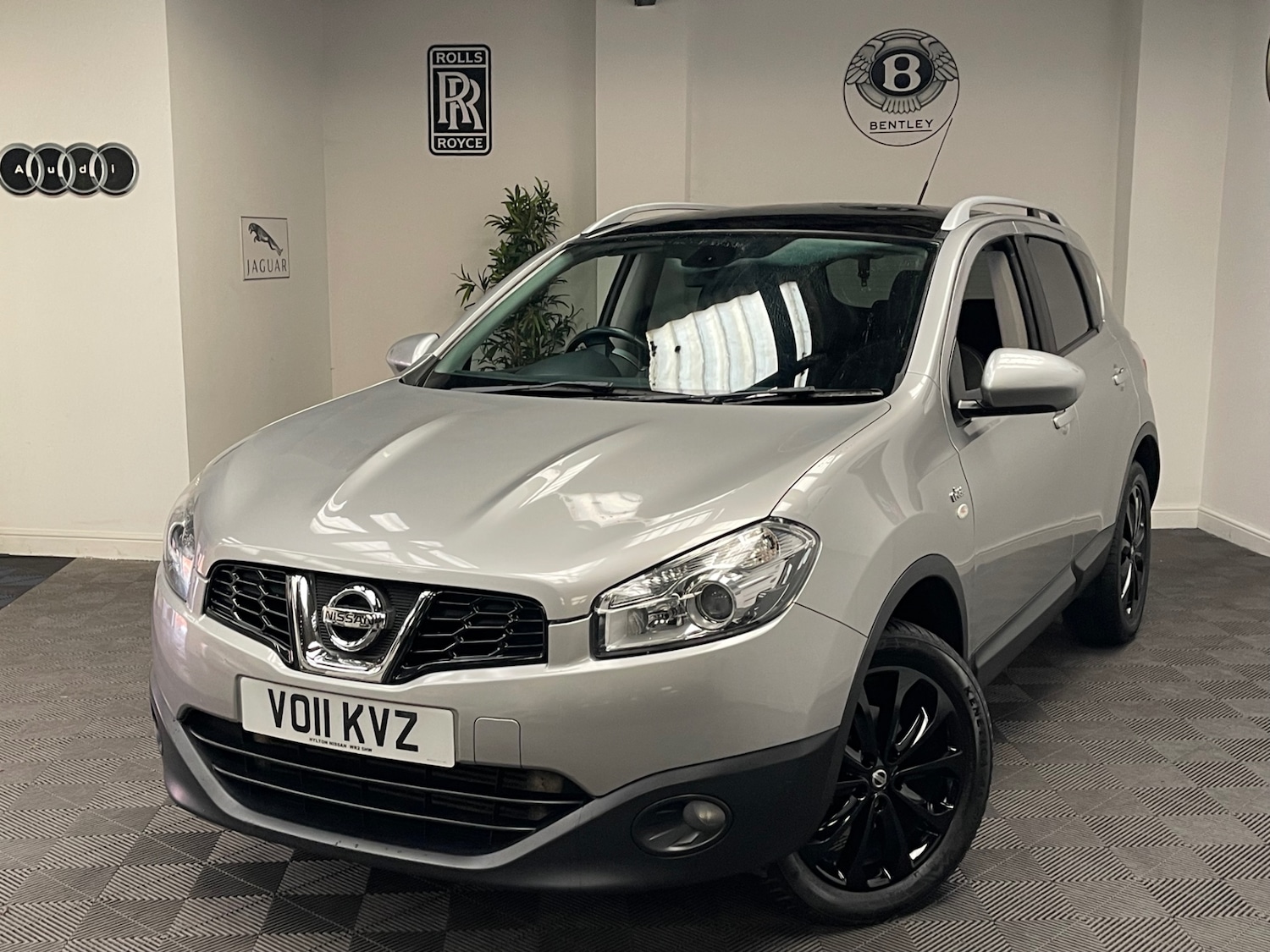 Used Nissan Qashqai 2011 for sale - 77196649: Photo 18