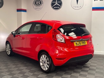 Used Ford Fiesta 2016 for sale - 76115264: Photo