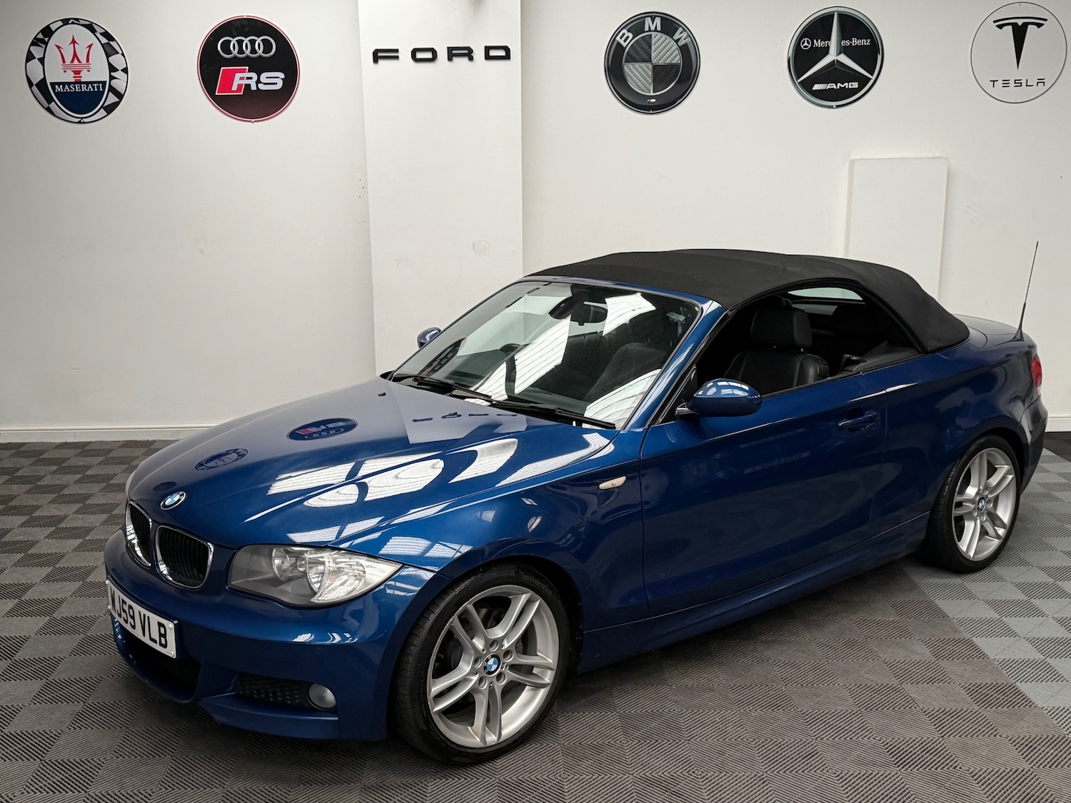 Used BMW 1 Series 2009 for sale - 77492996: Photo 15