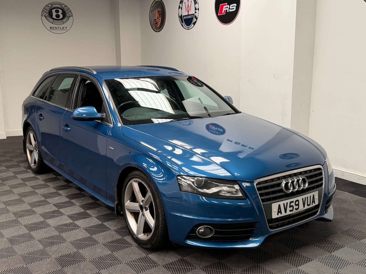 Used Audi A4 2010 for sale - 77492979: Photo 13