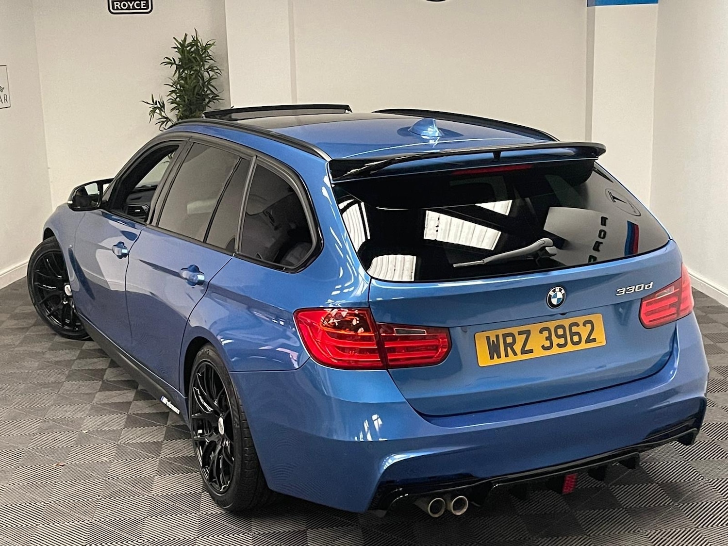 Used BMW 3 Series 2013 for sale - 76149915: Photo 1