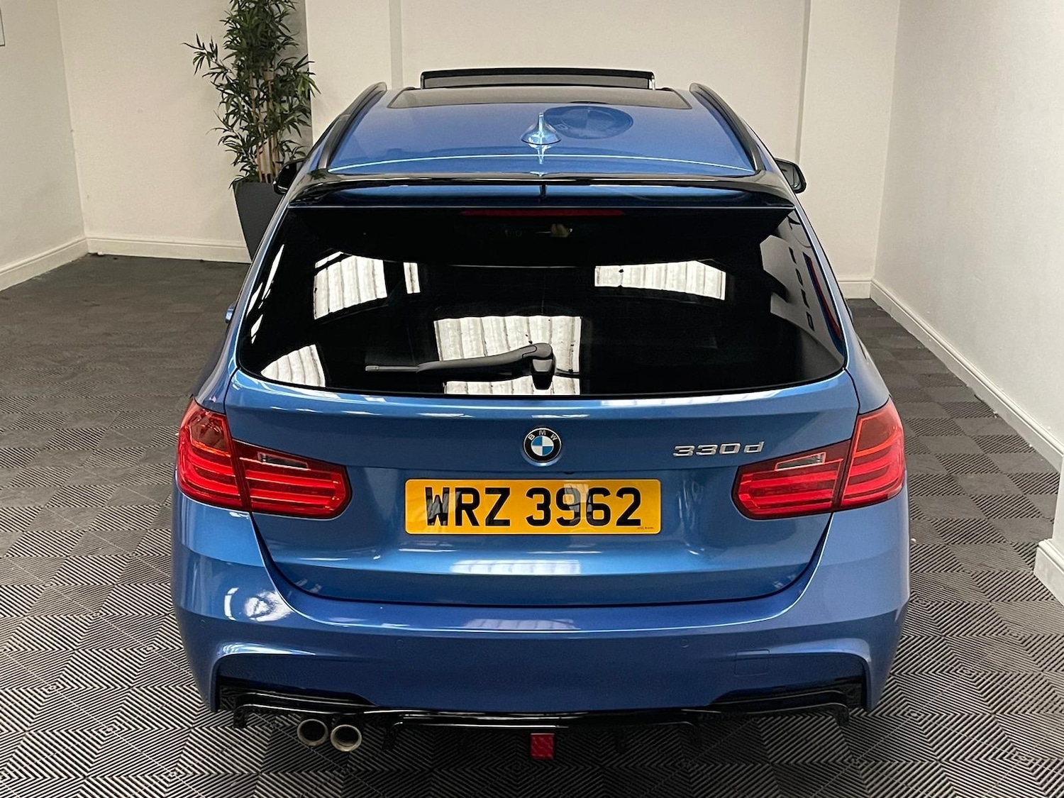 Used BMW 3 Series 2013 for sale - 76149915: Photo 17