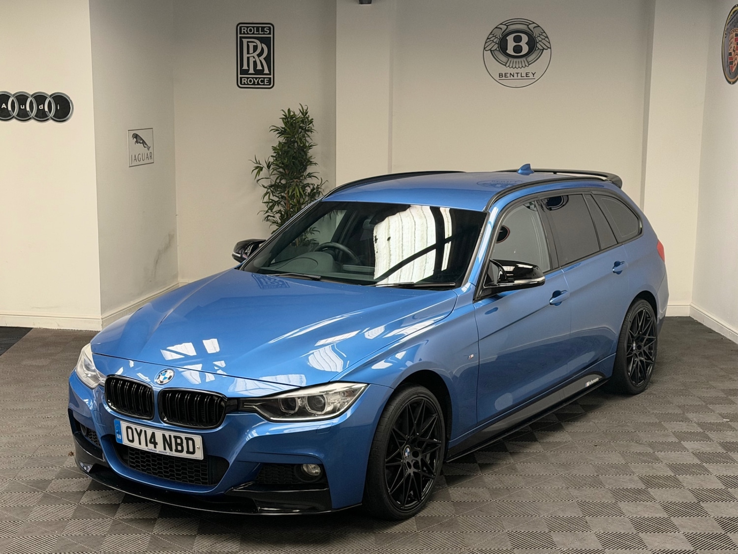 Used BMW 3 Series 2014 for sale - 77506131: Photo 2