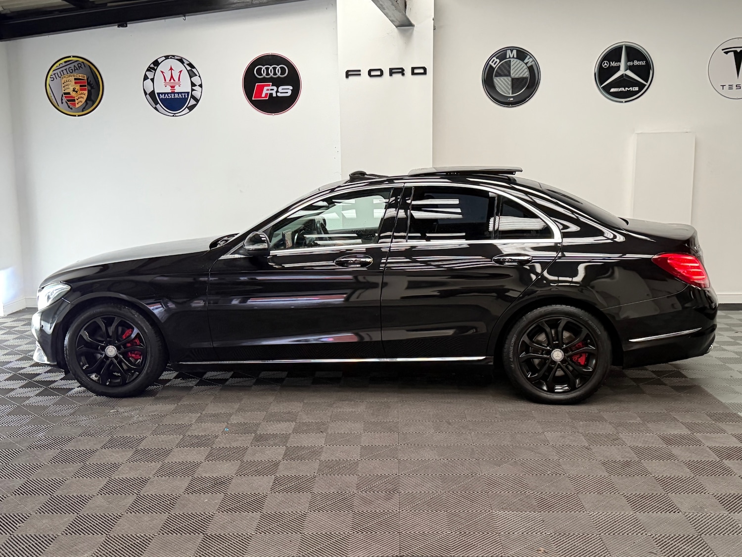 Used Mercedes-Benz C Class 2014 for sale - 77505986: Photo 10