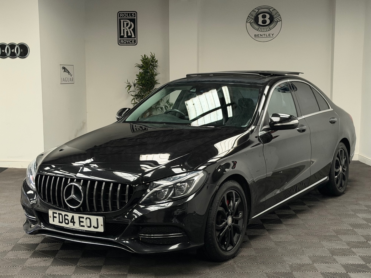 Used Mercedes-Benz C Class 2014 for sale - 77505986: Photo 22