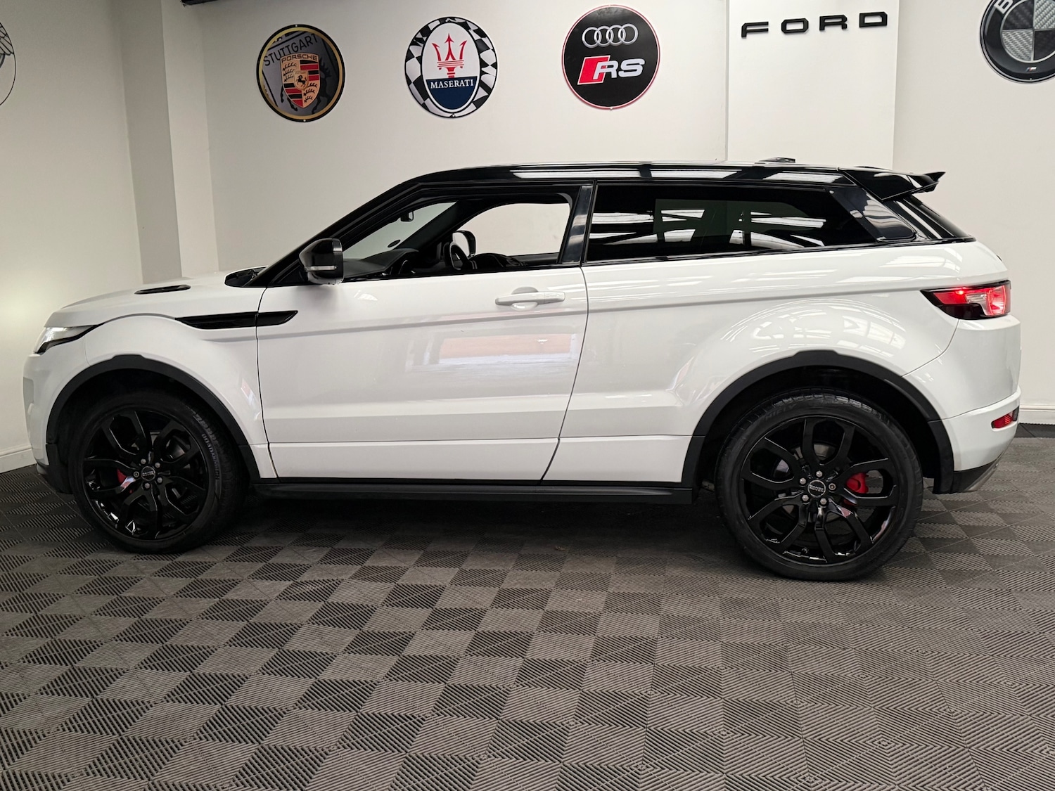 Used Land Rover Range Rover Evoque 2011 for sale - 77493547: Photo 6