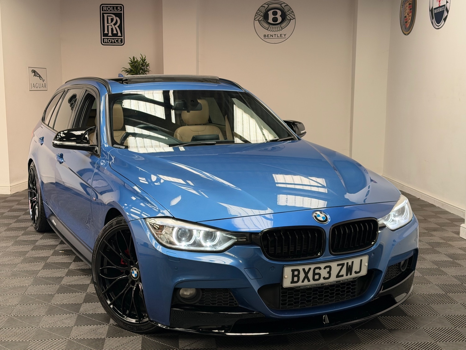 Used BMW 3 Series 2013 for sale - 77669358: Photo 12