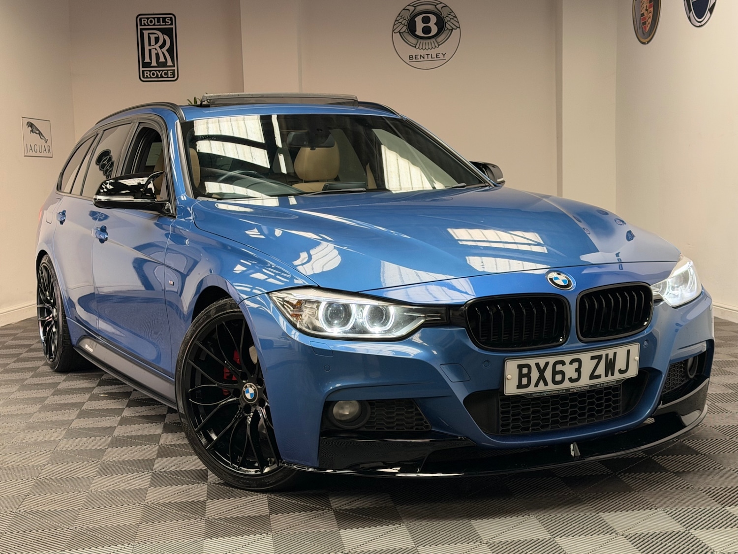 Used BMW 3 Series 2013 for sale - 77669358: Photo 17