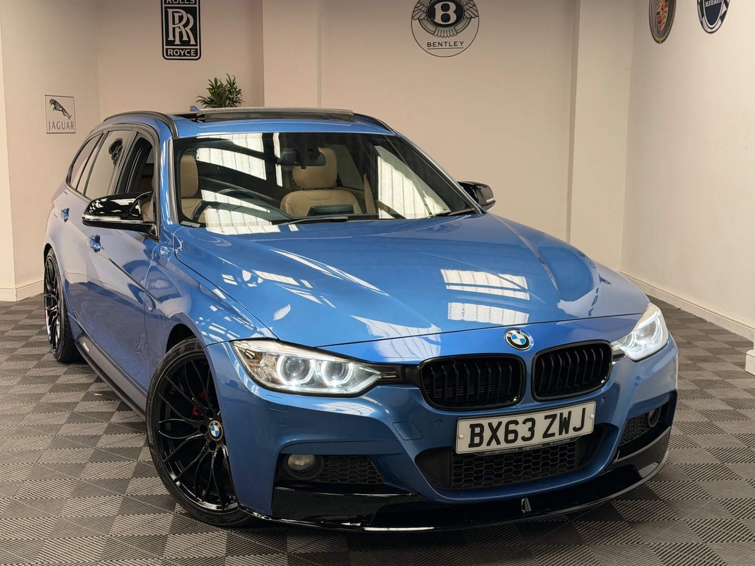 Used BMW 3 Series 2013 for sale - 77669358: Photo 19