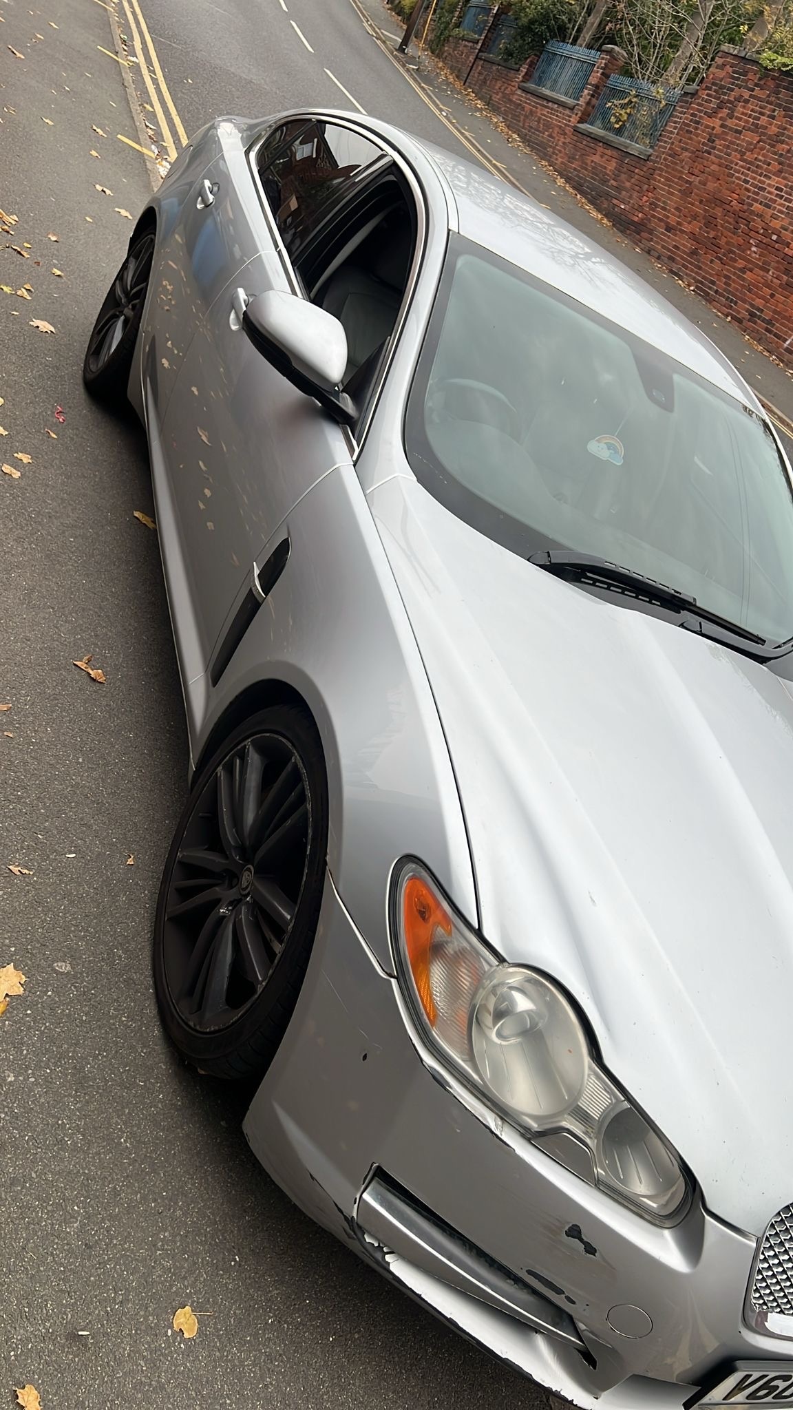 Used Jaguar XF 2010 for sale - 76312494: Photo 4