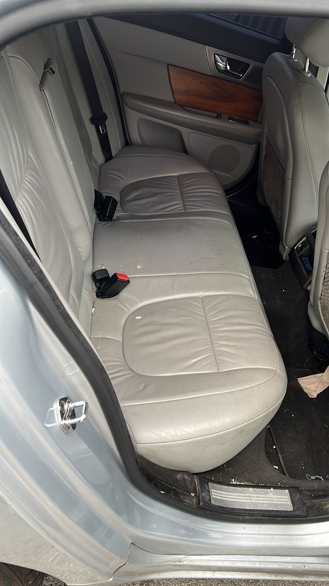 Used Jaguar XF 2010 for sale - 76312494: Photo 8