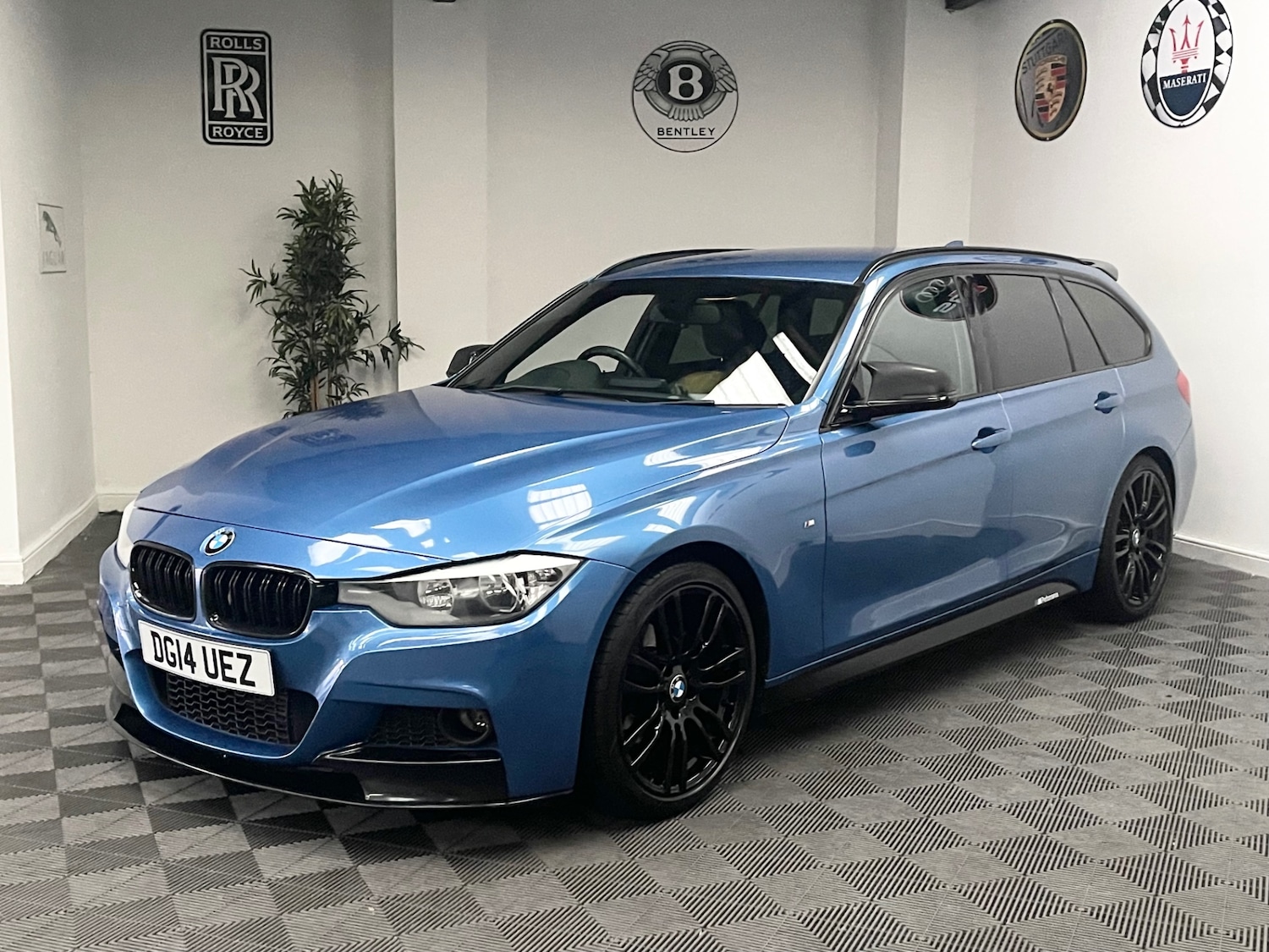 Used BMW 3 Series 2014 for sale - 77162122: Photo 2