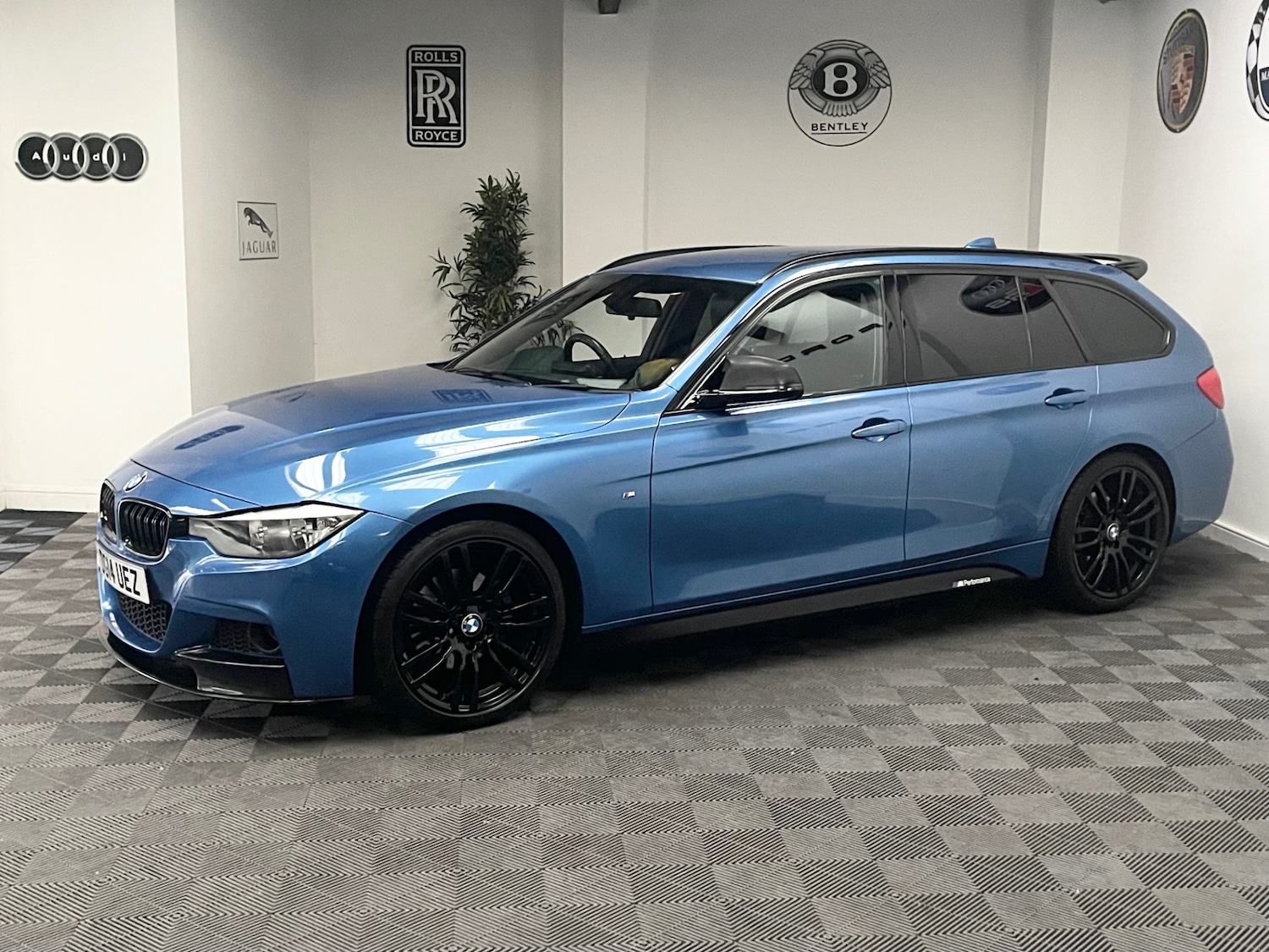 Used BMW 3 Series 2014 for sale - 77162122: Photo 28