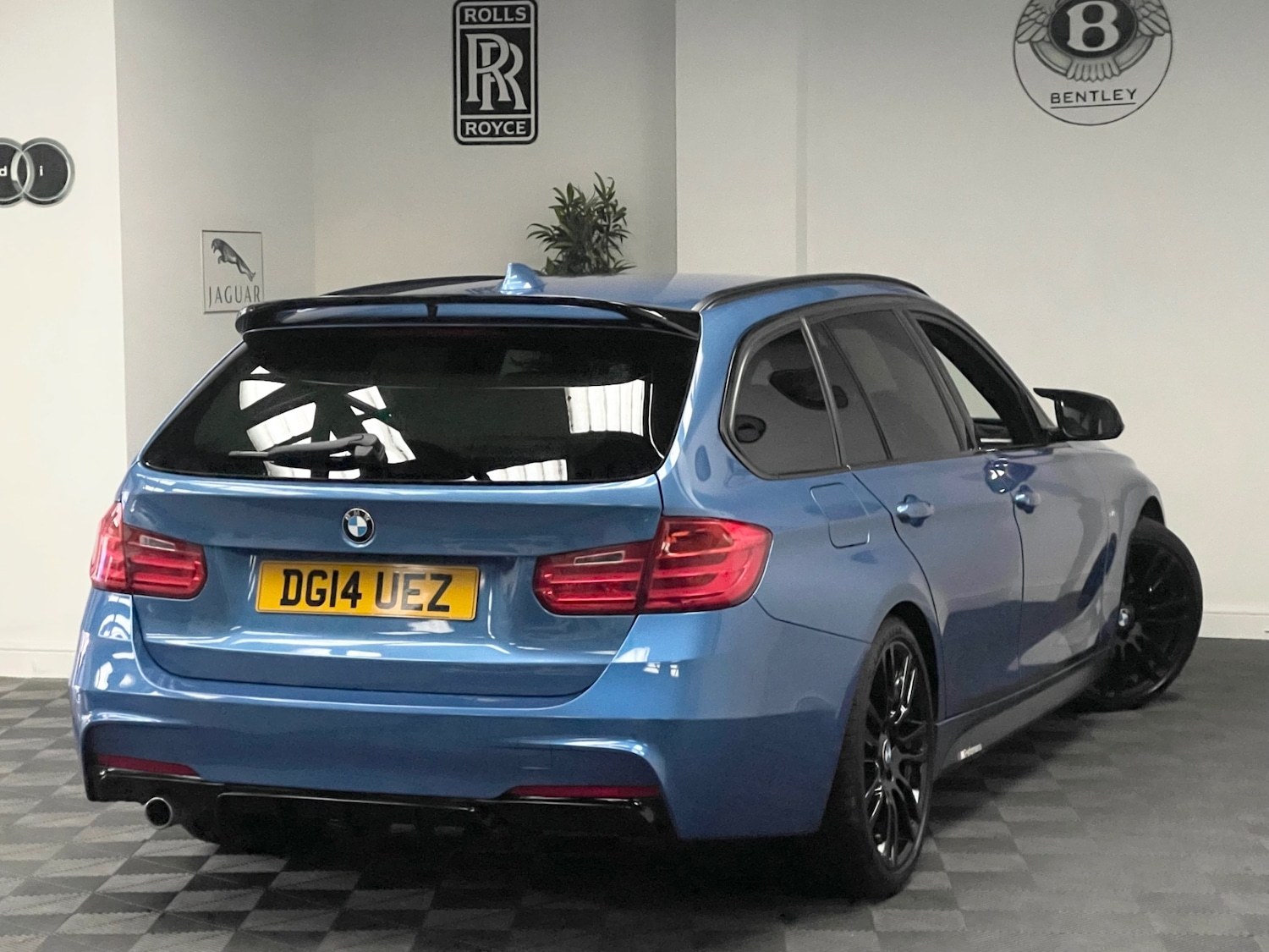 Used BMW 3 Series 2014 for sale - 77162122: Photo 4