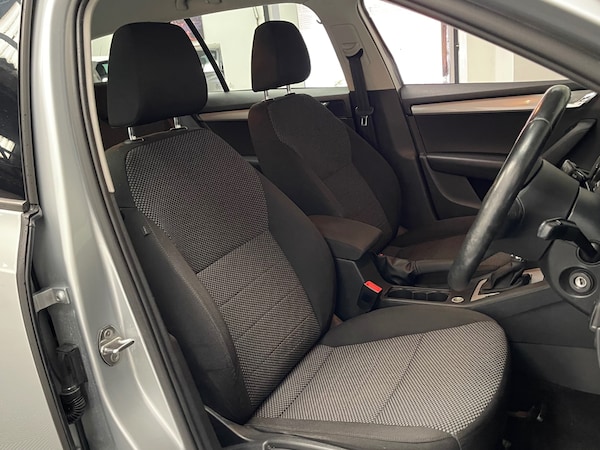 Used Skoda Octavia 2015 for sale - 76186455: Photo 14