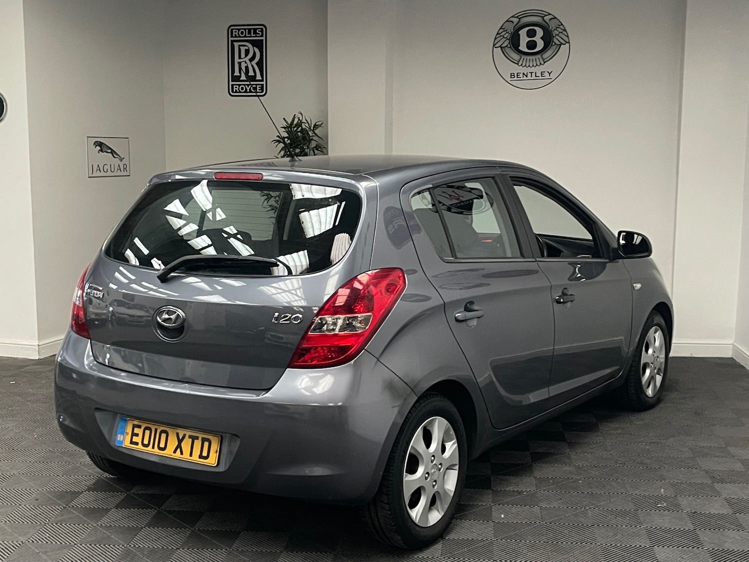 Used Hyundai i20 2010 for sale - 76919818: Photo 3