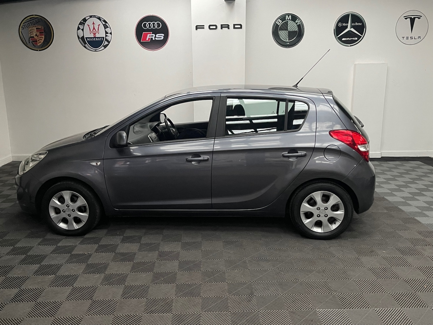 Used Hyundai i20 2010 for sale - 76919818: Photo 6