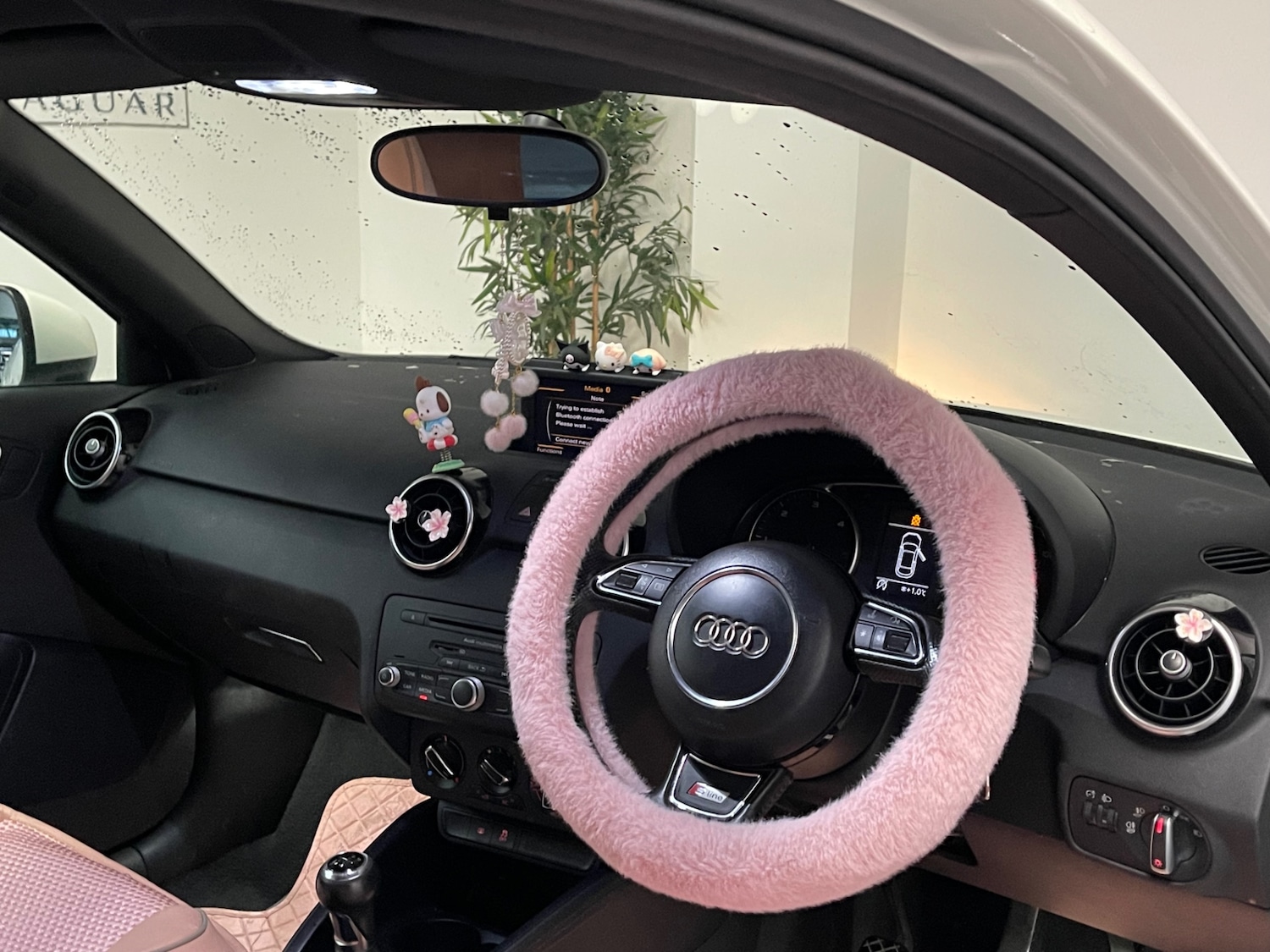 Used Audi A1 2011 for sale - 77106680: Photo 11