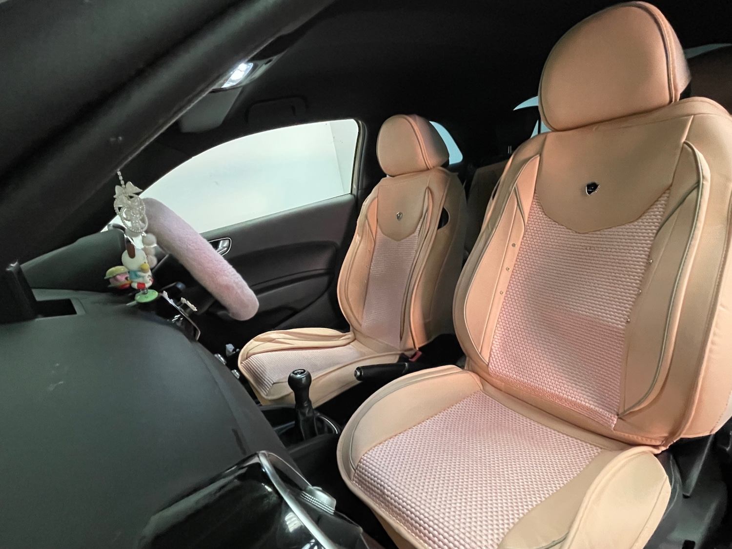 Used Audi A1 2011 for sale - 77106680: Photo 12