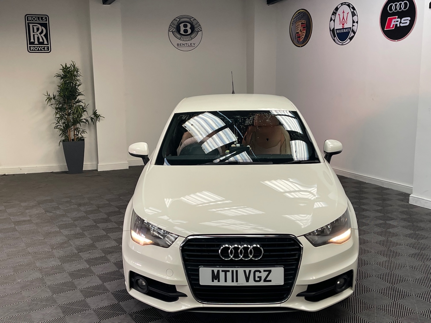 Used Audi A1 2011 for sale - 77106680: Photo 7