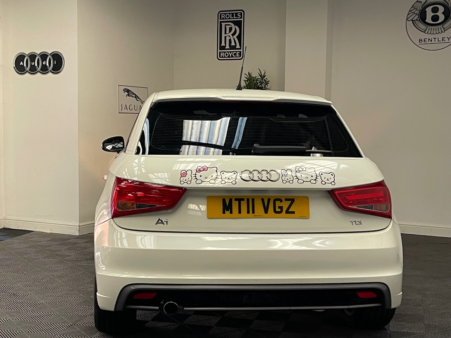 Used Audi A1 2011 for sale - 77106680: Photo 8