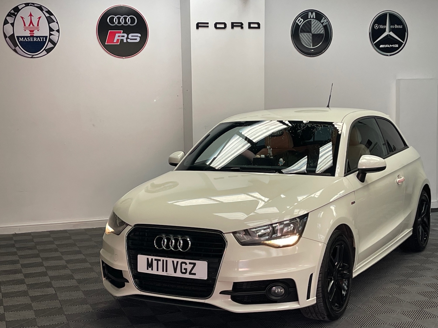 Used Audi A1 2011 for sale - 77106680: Photo 9