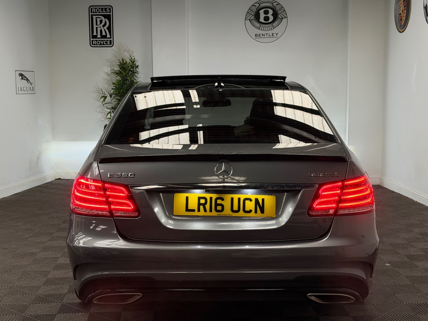 Used Mercedes-Benz E Class 2016 for sale - 77506034: Photo 10