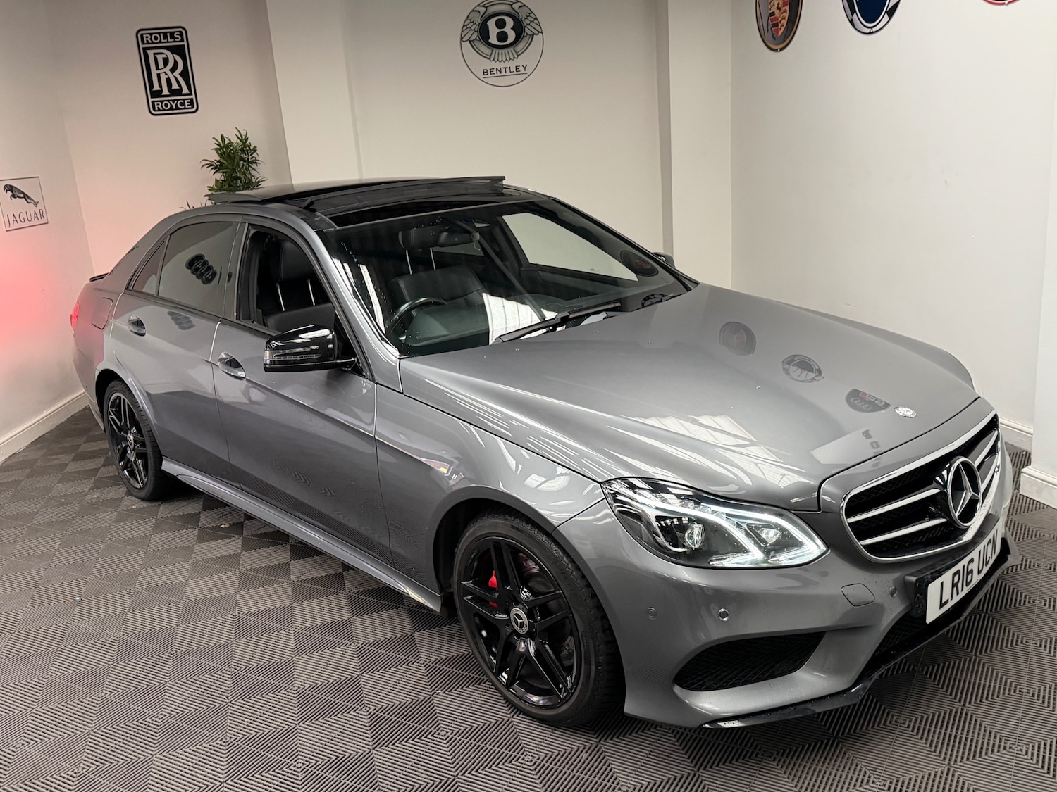 Used Mercedes-Benz E Class 2016 for sale - 77506034: Photo 19