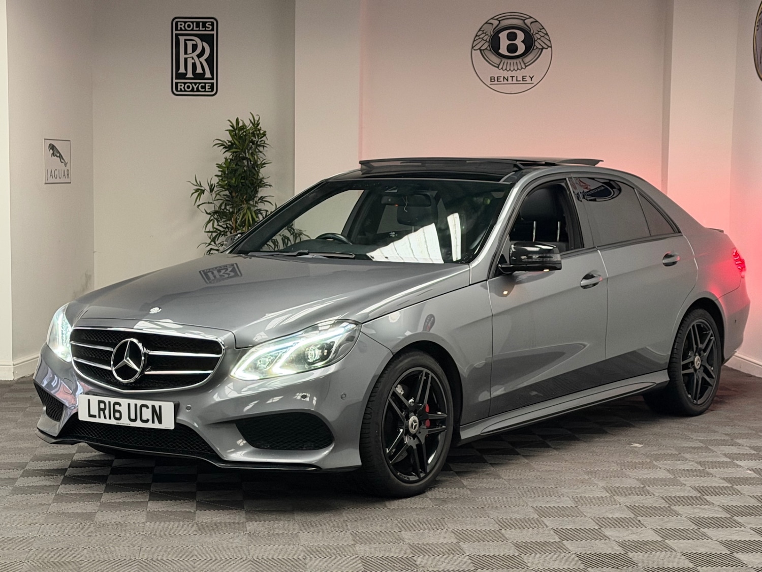 Used Mercedes-Benz E Class 2016 for sale - 77506034: Photo 20