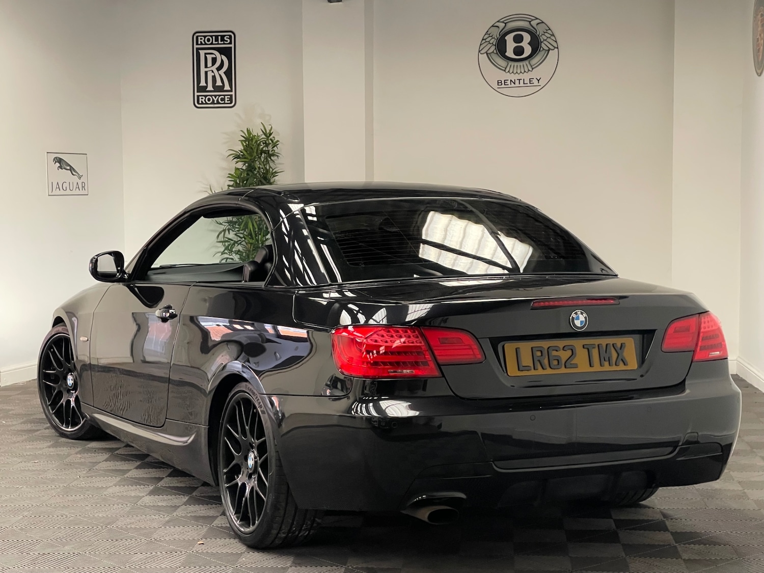 Used BMW 3 Series 2012 for sale - 77062144: Photo 3