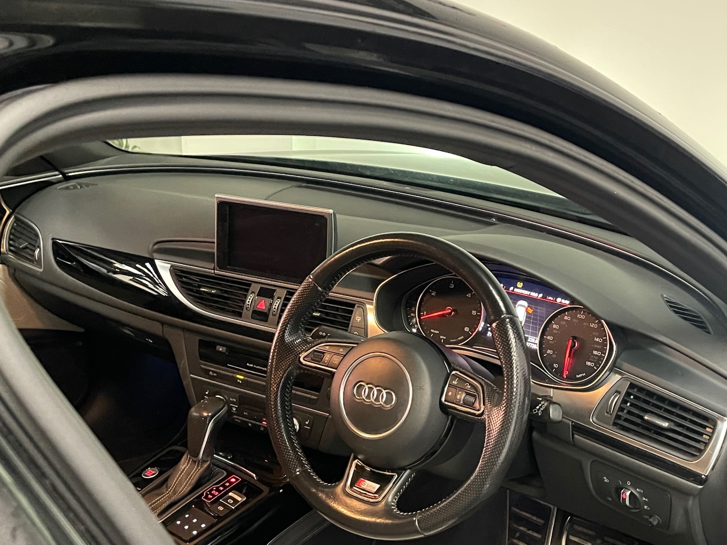 Used Audi A6 2015 for sale - 77062236: Photo 15