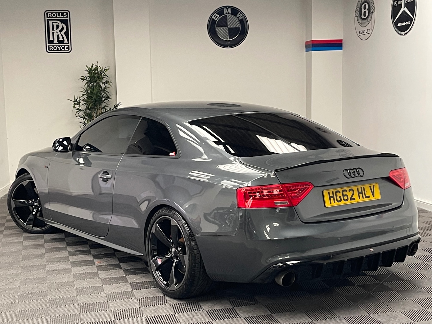 Used Audi A5 2012 for sale - 76149912: Photo 1