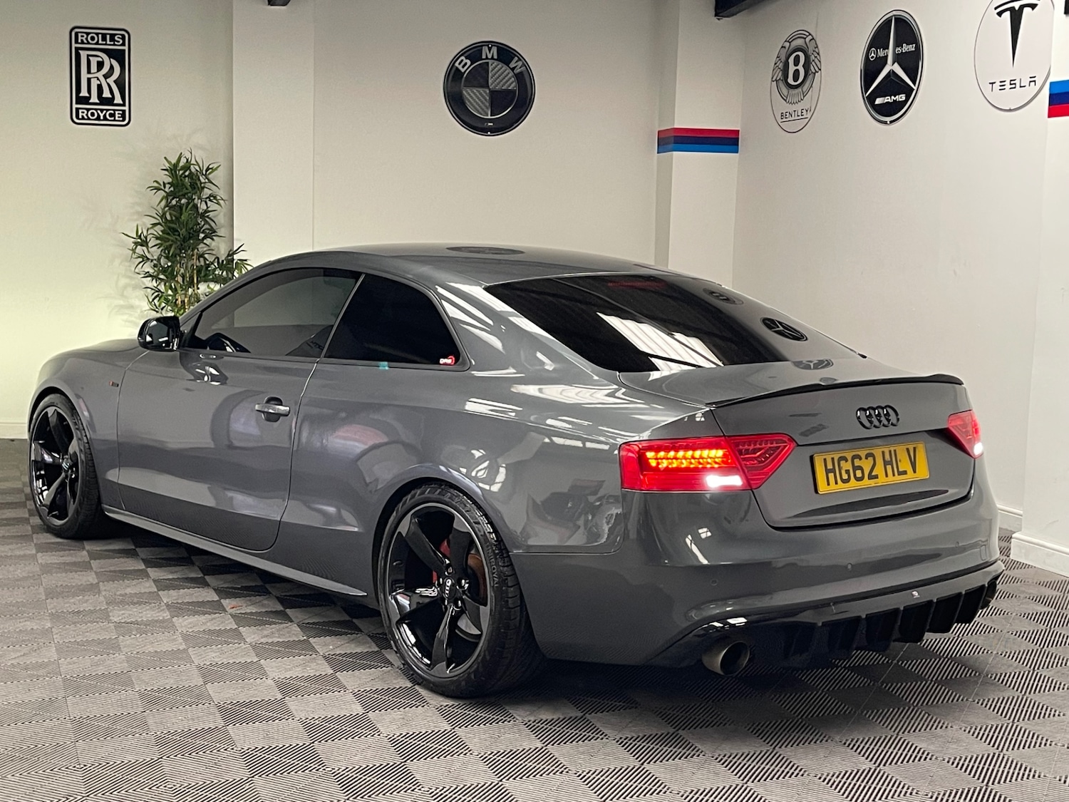 Used Audi A5 2012 for sale - 76149912: Photo 8