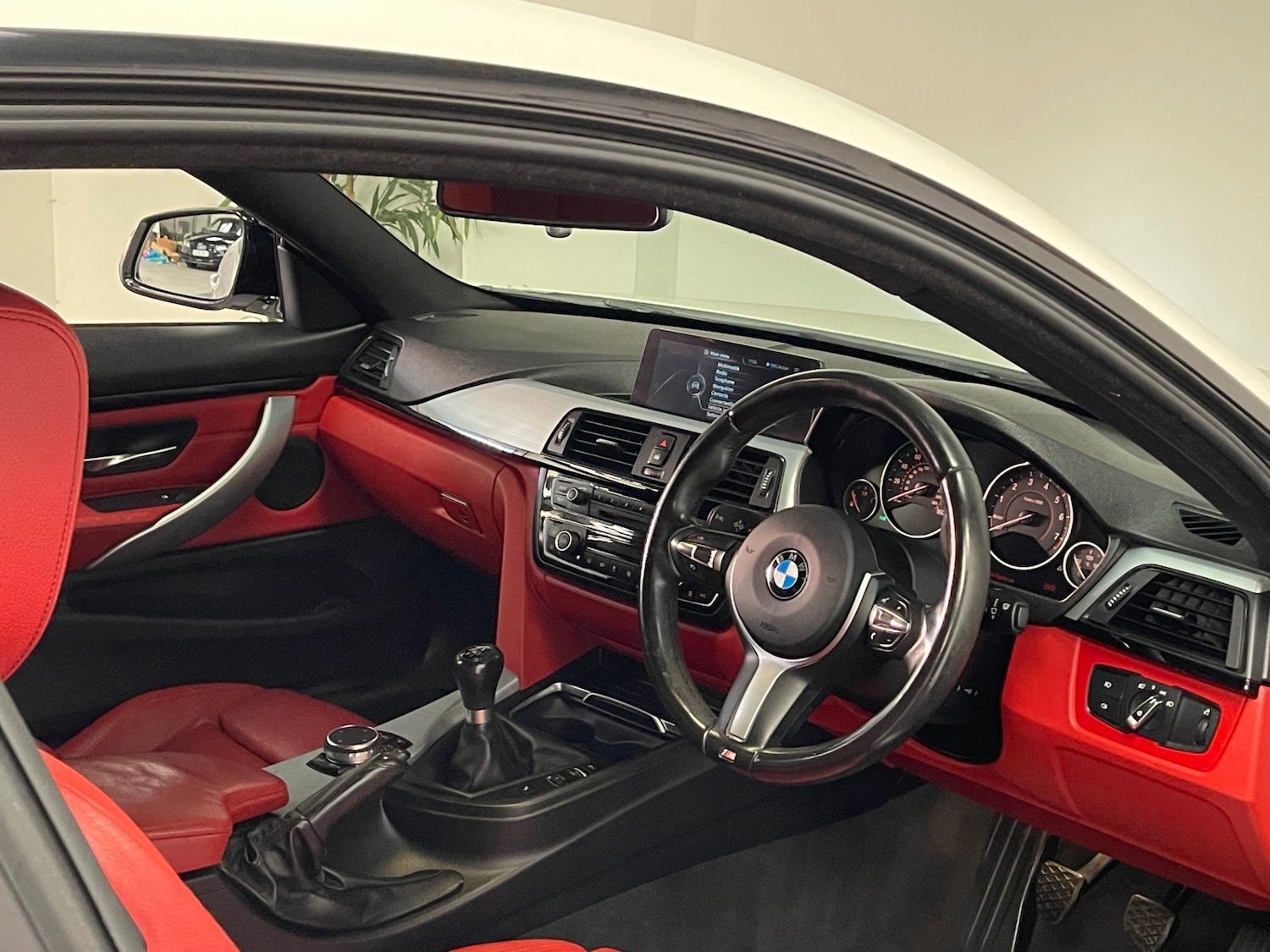 Used BMW 4 Series 2015 for sale - 77061880: Photo 12