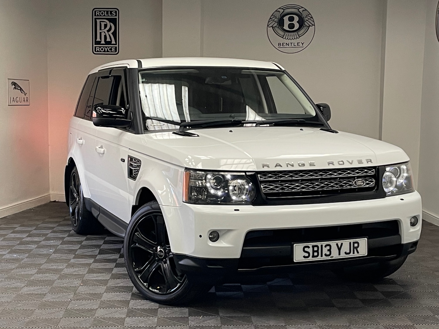 Used Land Rover Range Rover Sport 2013 for sale - 77062137: Photo 1