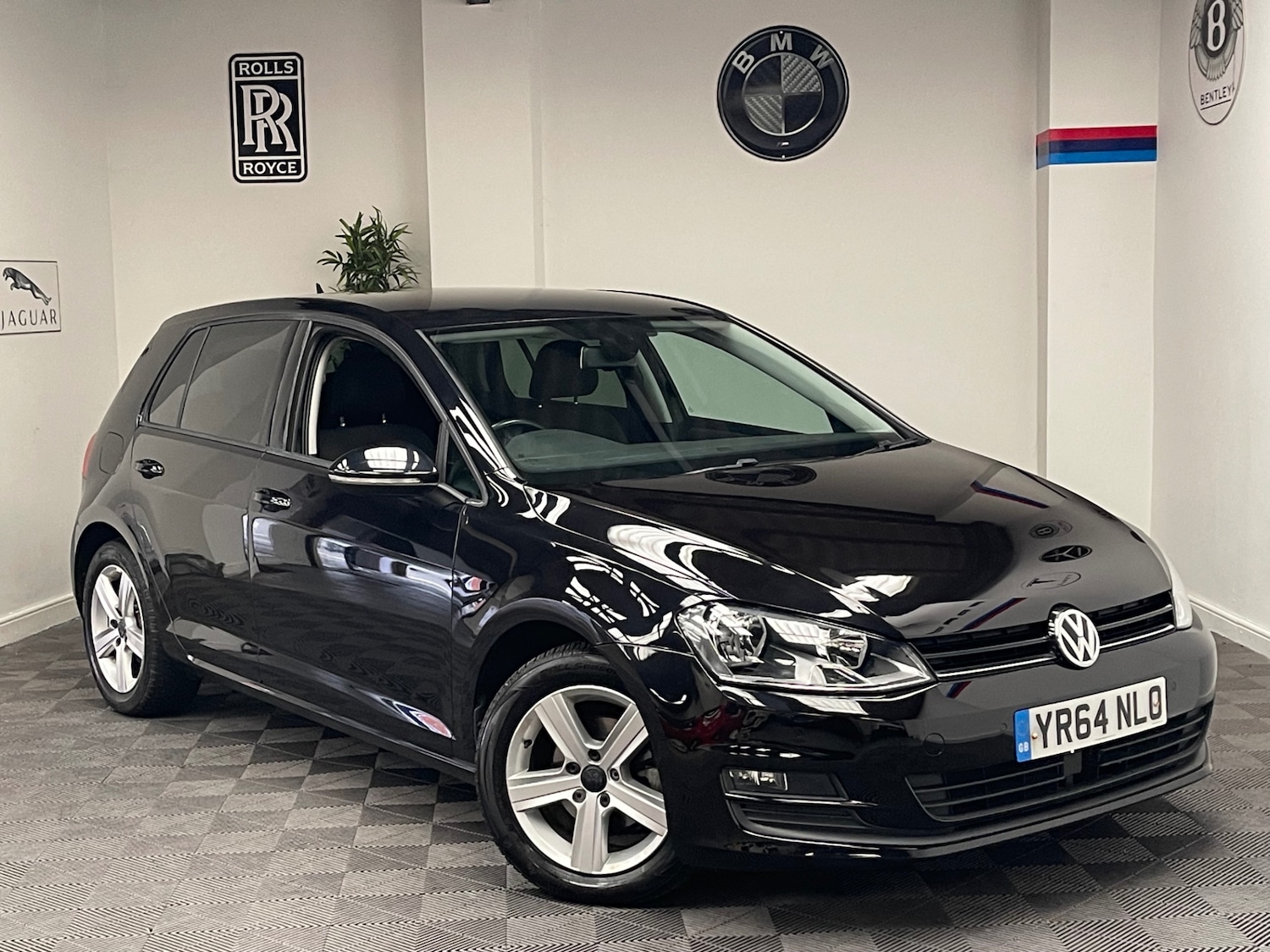 Used Volkswagen Golf 2014 for sale - 76275027: Photo 1