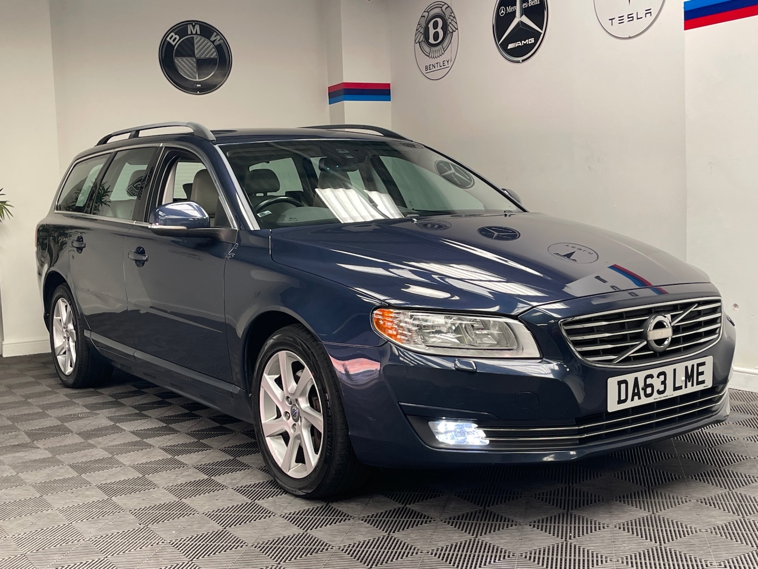 Used Volvo V70 2014 for sale - 76155792: Photo 10