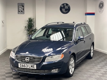 Used Volvo V70 2014 for sale - 76155792: Photo
