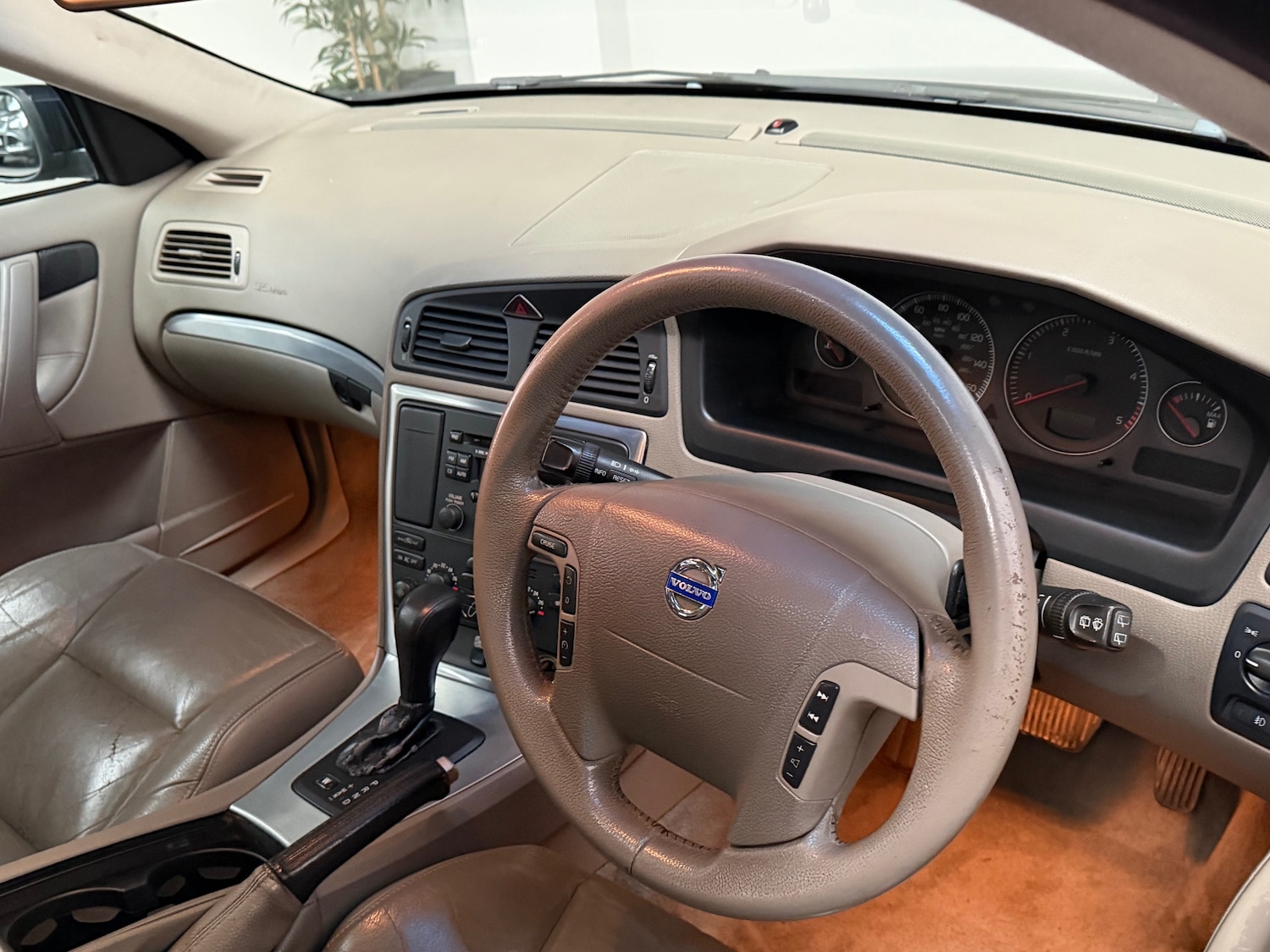 Used Volvo V70 2005 for sale - 77493140: Photo 7