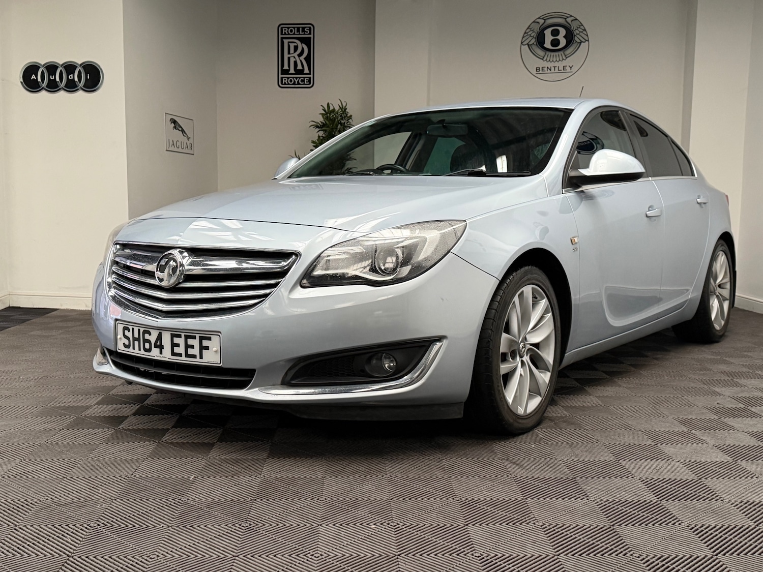 Used Vauxhall Insignia 2014 for sale - 77656525: Photo 4