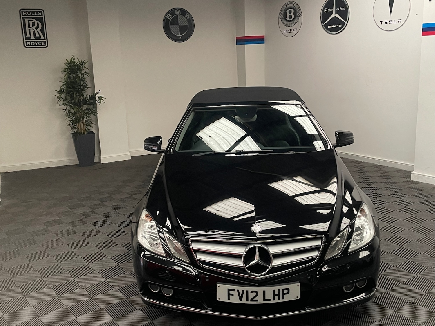 Used Mercedes-Benz E Class 2012 for sale - 77065885: Photo 13