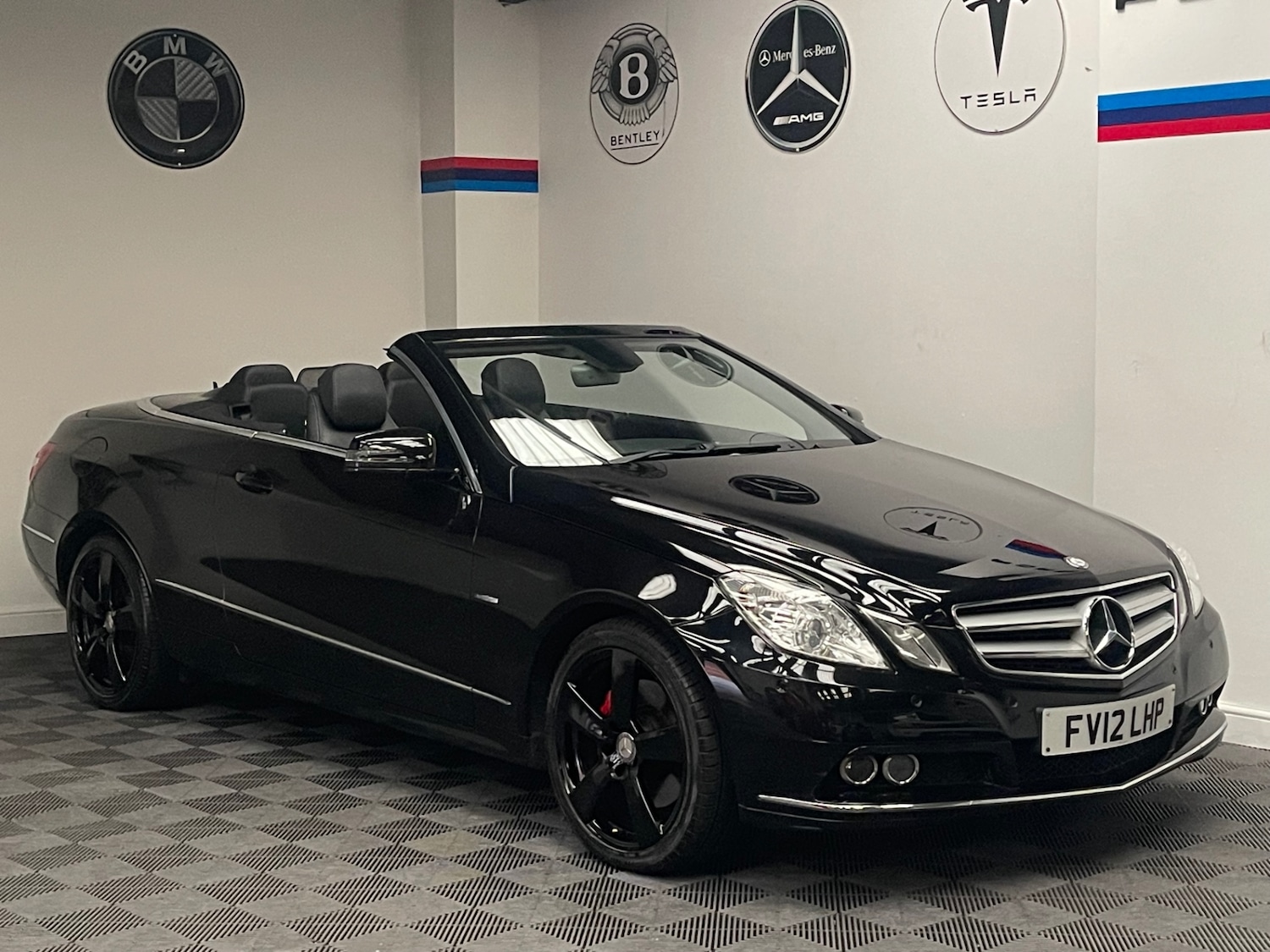 Used Mercedes-Benz E Class 2012 for sale - 77065885: Photo 14