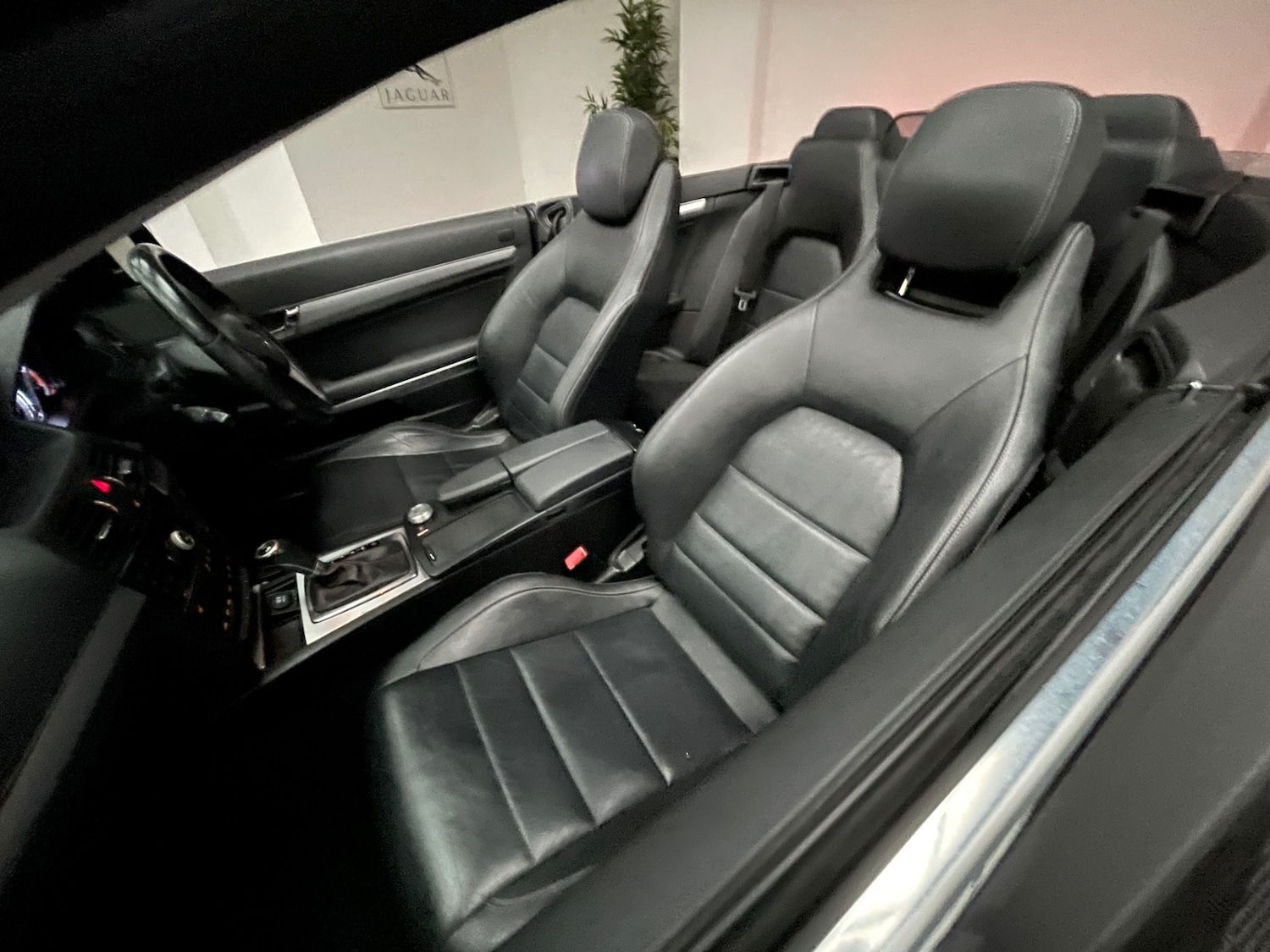 Used Mercedes-Benz E Class 2012 for sale - 77065885: Photo 17