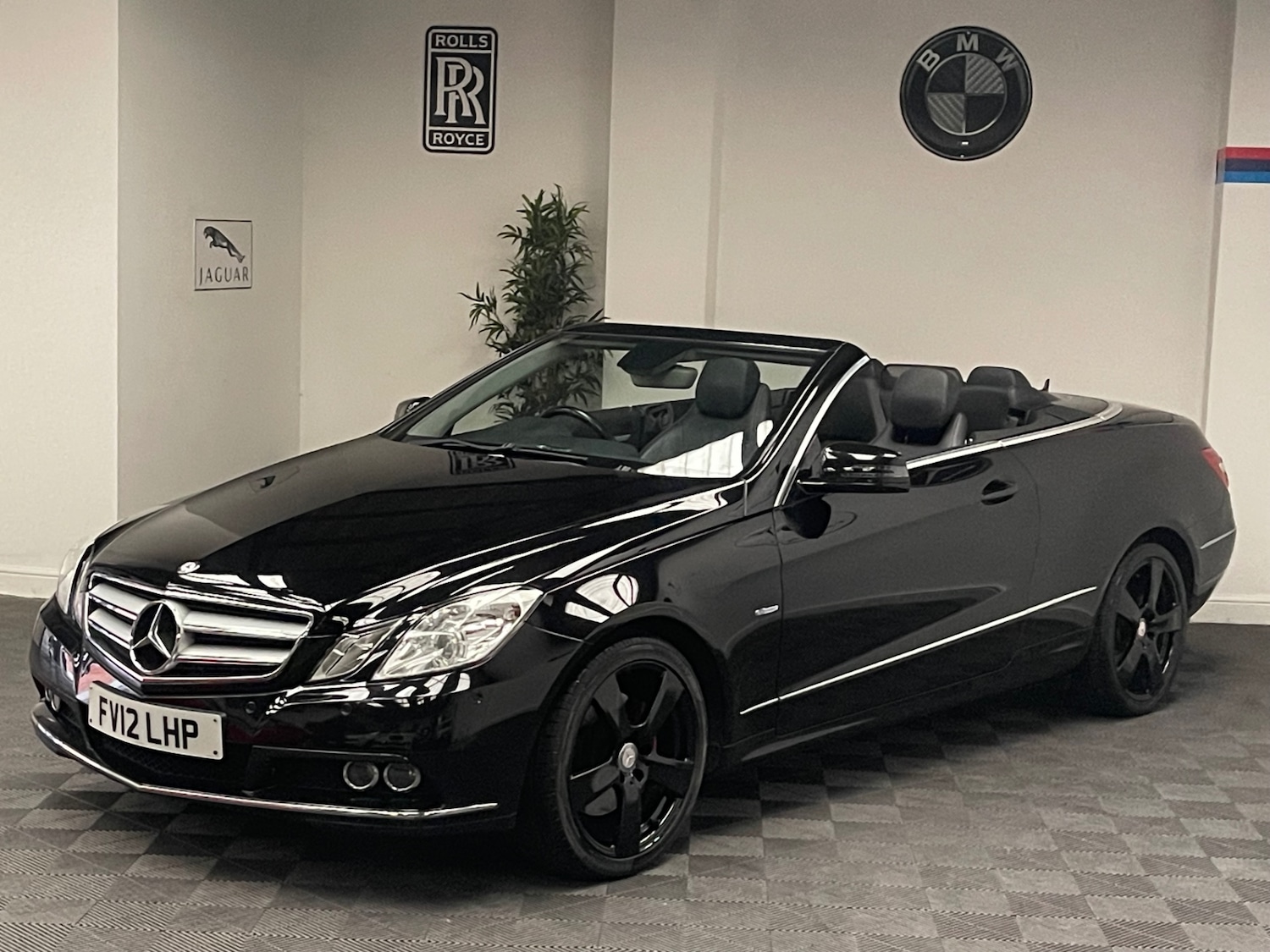 Used Mercedes-Benz E Class 2012 for sale - 77065885: Photo 20