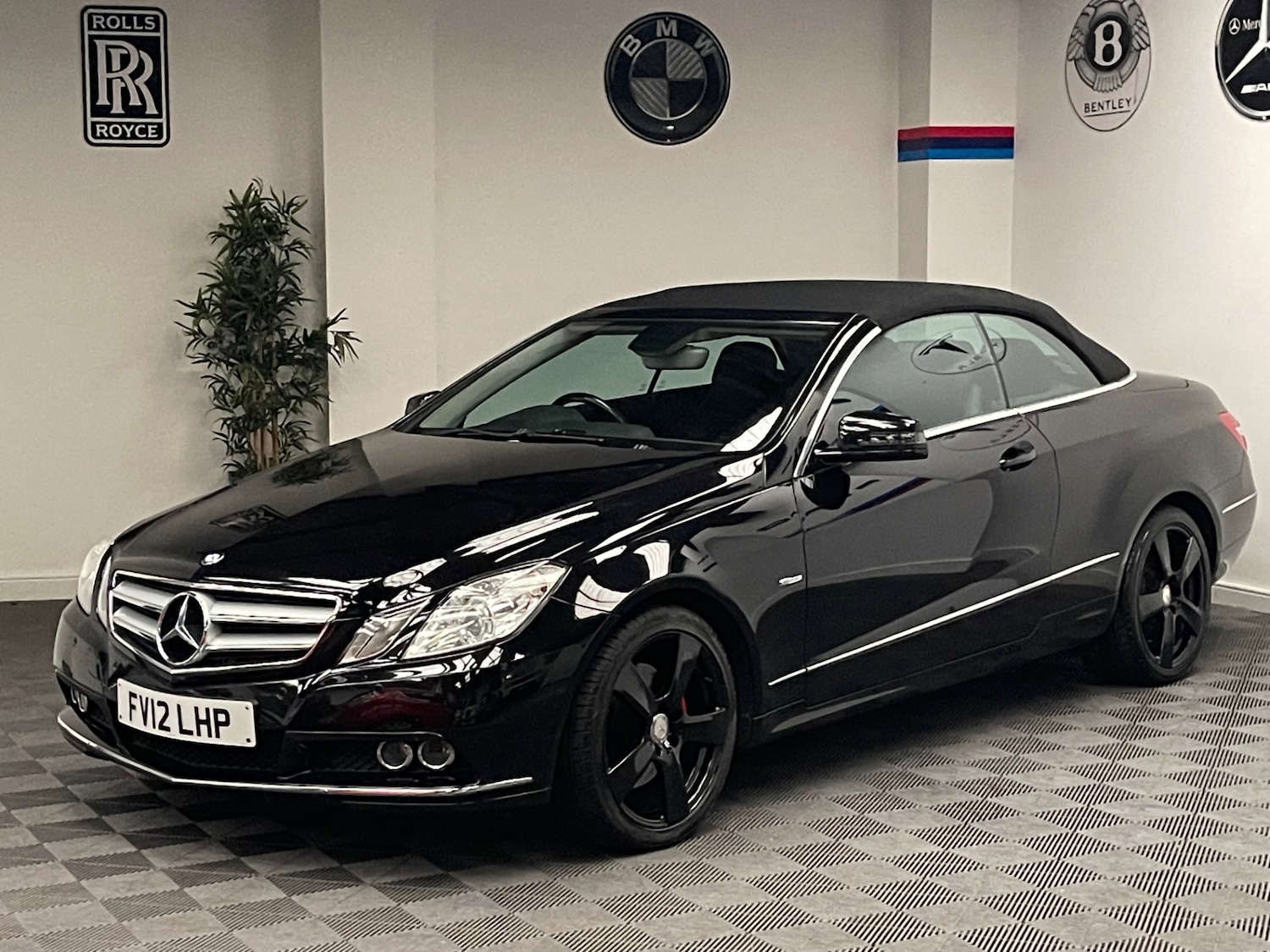 Used Mercedes-Benz E Class 2012 for sale - 77065885: Photo 22