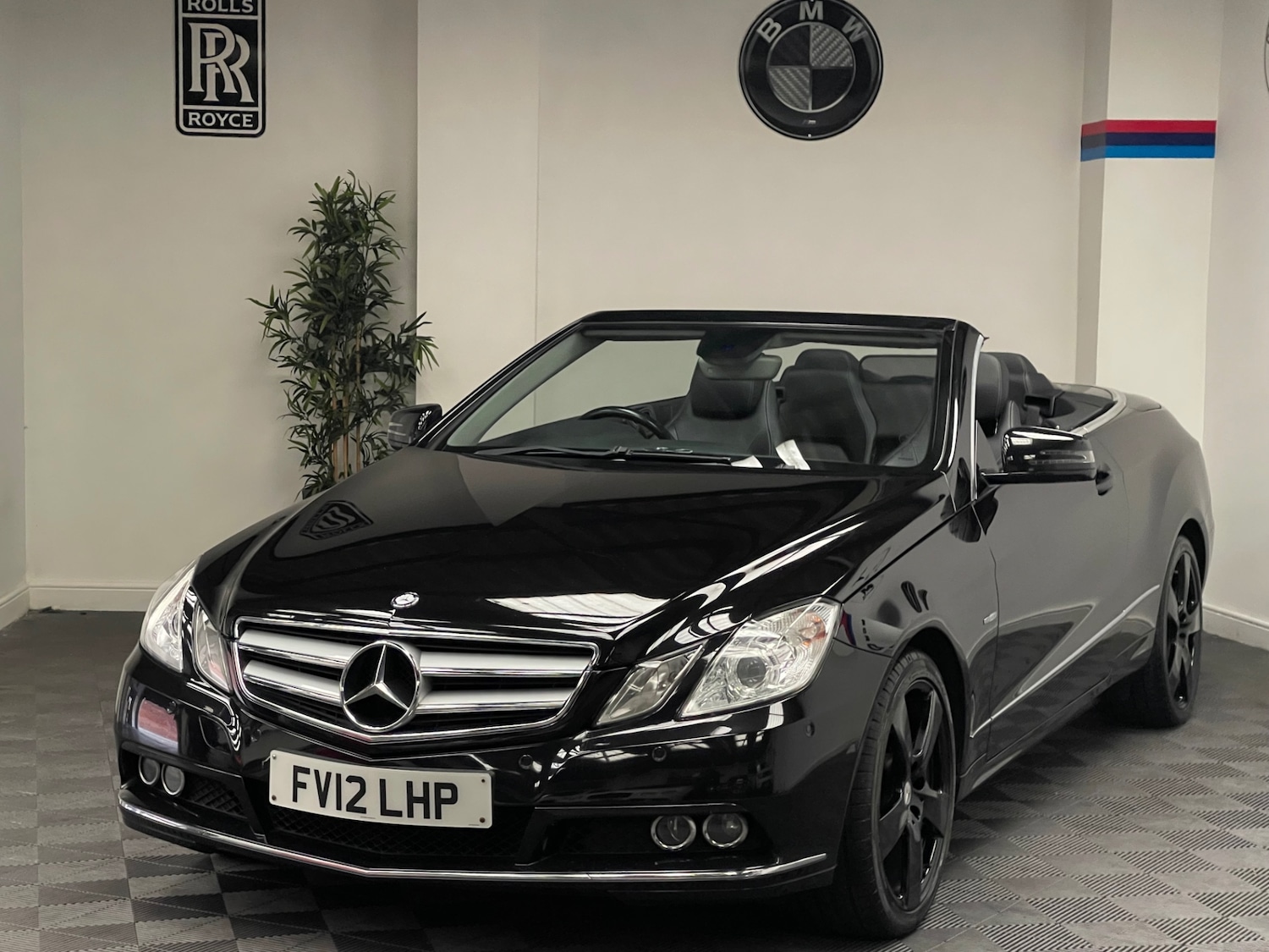 Used Mercedes-Benz E Class 2012 for sale - 77065885: Photo 9