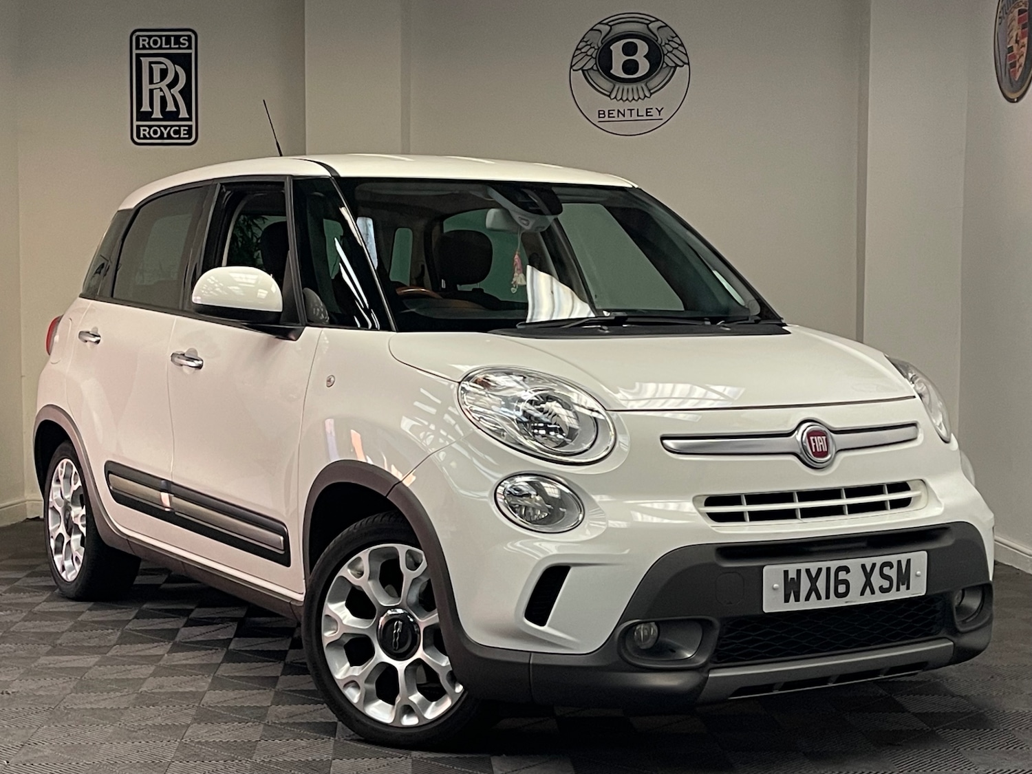 Used Fiat 500L 2016 for sale - 77062133: Photo 1