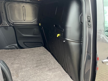 Used Renault Austral 2024 for sale - 77157880: Photo