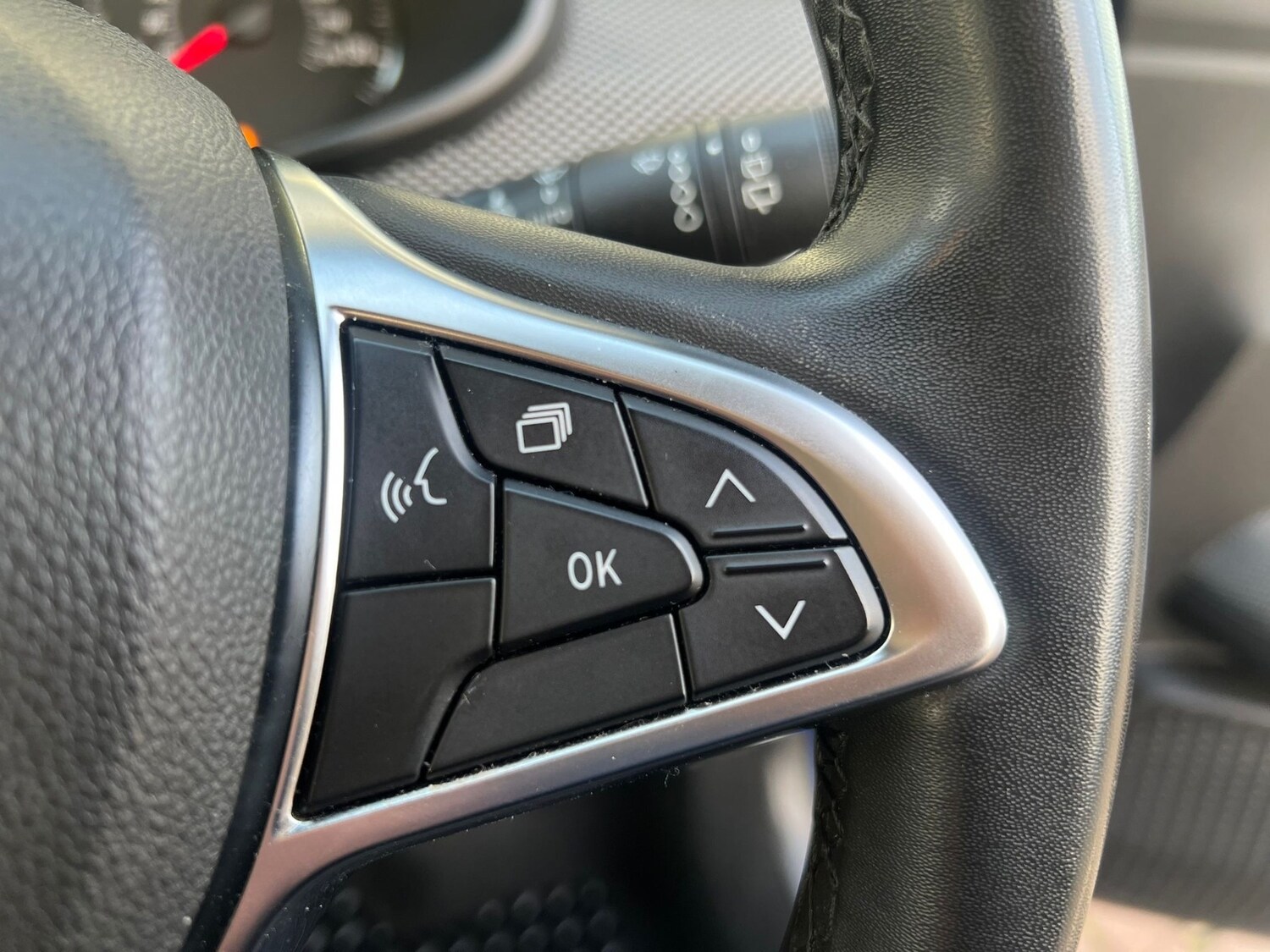 Used Dacia Sandero 2021 for sale - 76203652: Photo 31