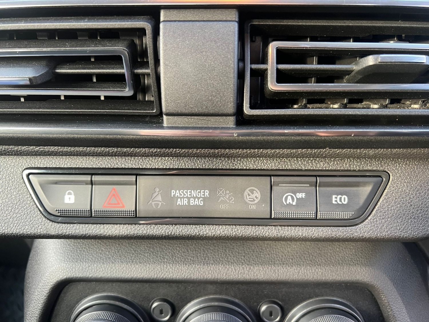 Used Dacia Sandero 2021 for sale - 76203652: Photo 40